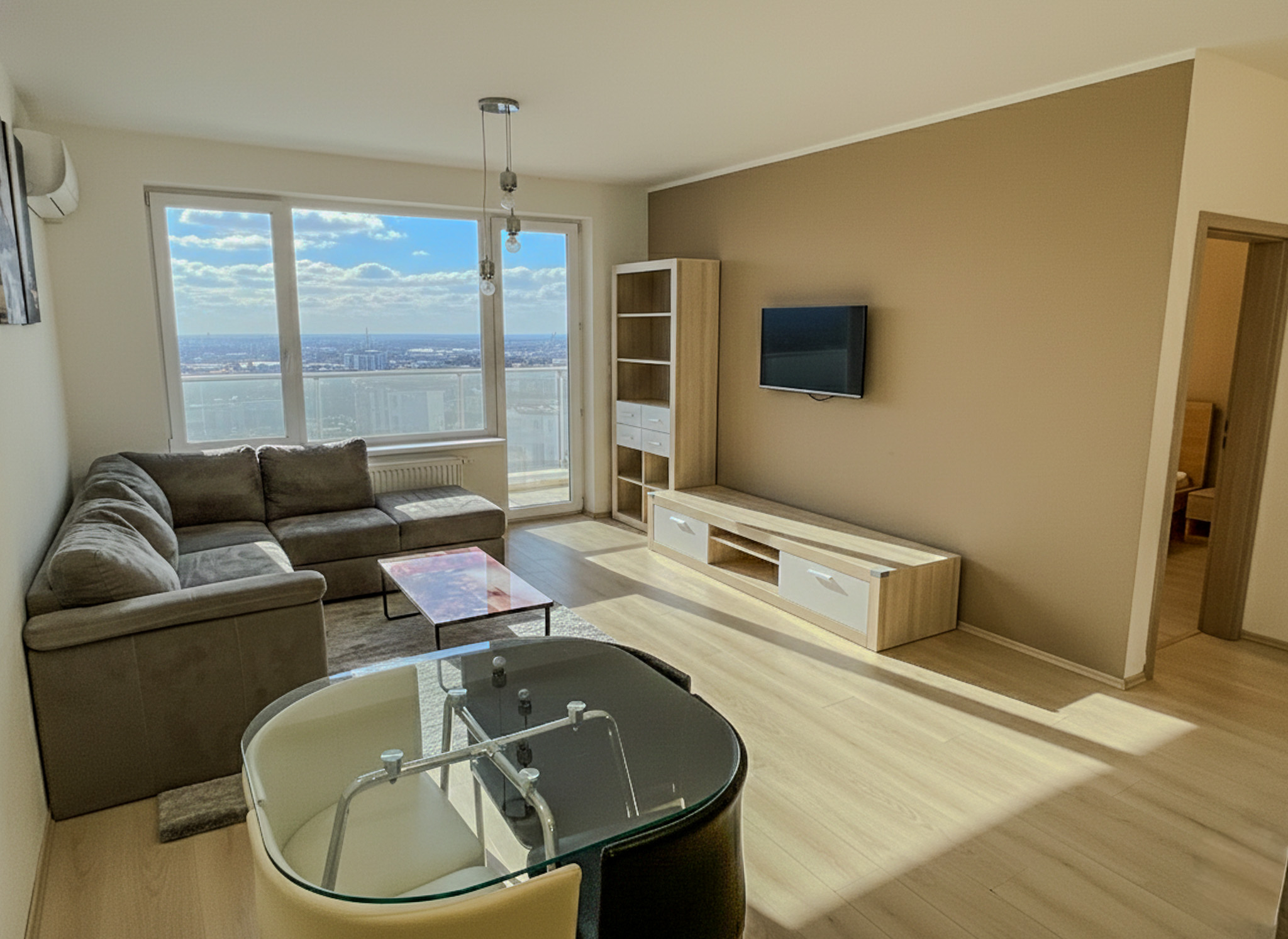 TOPNOVINKA: Skvelá ponuka na prenájom – moderný 2-izbový byt s parkovaním v projekte Krasňanský dom, Rača – Krasňany