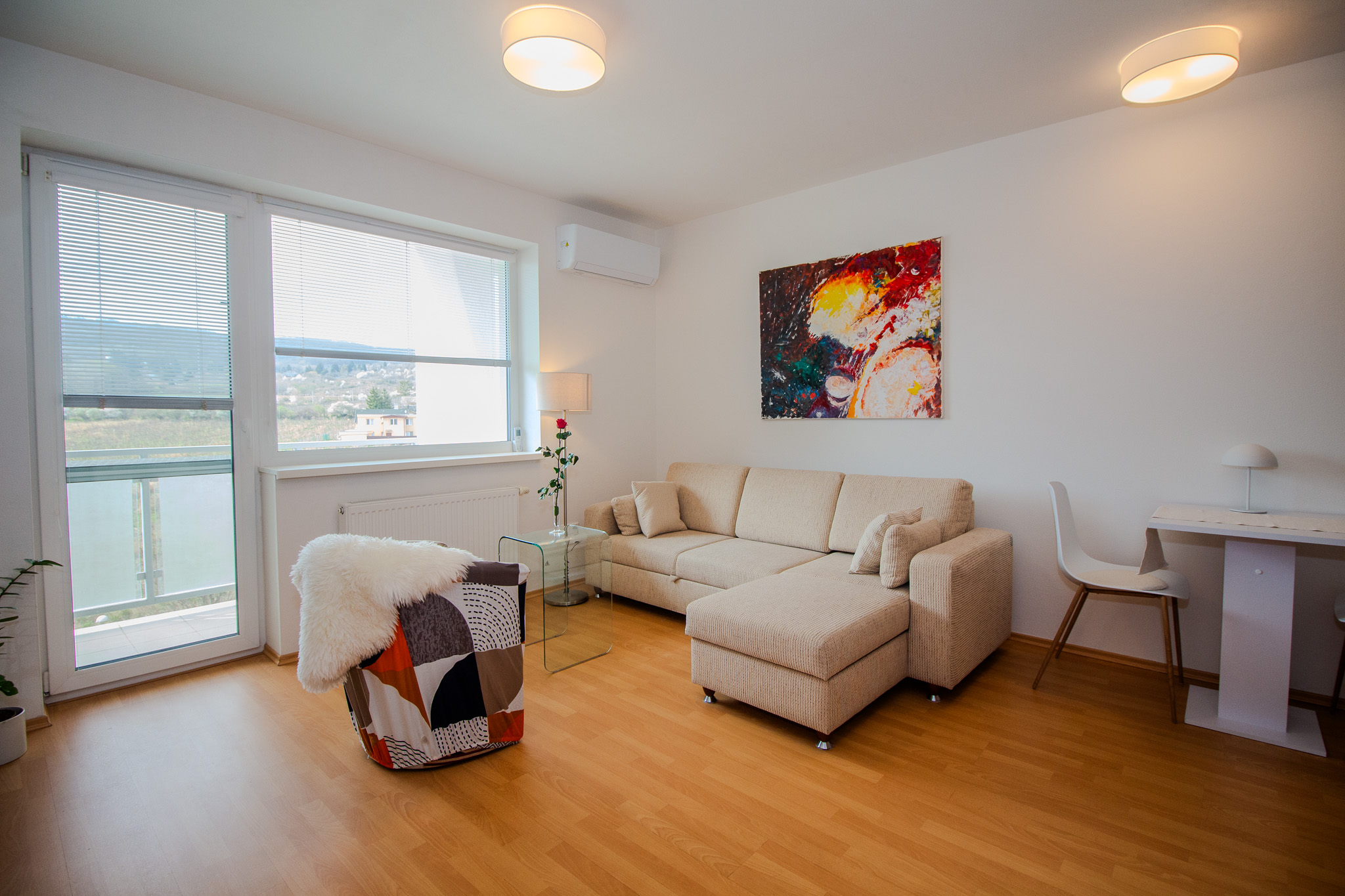 TOPNovinka:  2 IZBOVÝ BYT S VÝHĽADOM NA VINOHRADY - PARKOVANIE projekt KIVIKO - JURSKÁ ul.